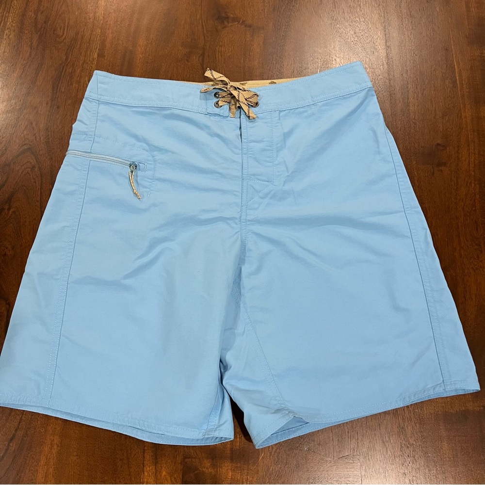 Patagonia Solid Wavefarer Board Shorts Size 31